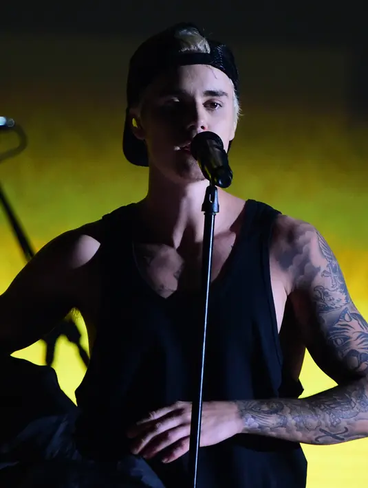 Tak hanya chart Vevo yang dirambah oleh Justin Bieber. sebelumnya Bieber adalah artis yang berhasil memasukan 7 lagunya di Billboard Hot 100. (AFP/Bintang.com)