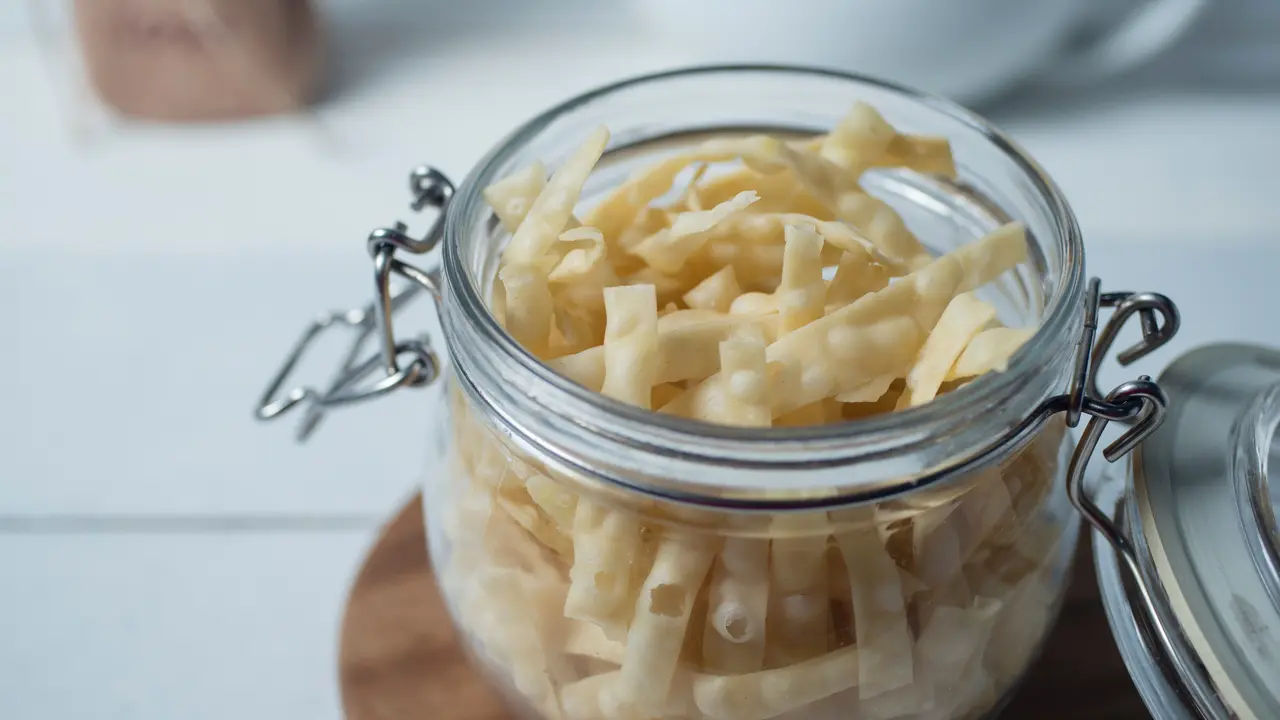 stik bawang renyah