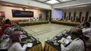 Komisi Pemilihan Umum (KPU) menggelar rapat evaluasi di ruang rapat KPU Pusat, Jakarta, Selasa (4/4). Rapat tersebut membahas mengenai evaluasi PPID KPU "Inovasi mewujudkan transparansi data dan informasi kepemiluan". (Liputan6.com/Faizal Fanani)