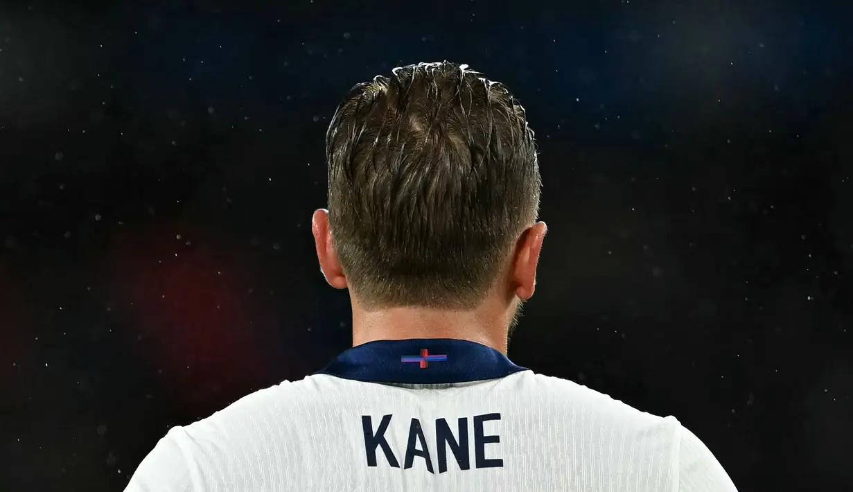 Pemain Inggris, Harry Kane saat laga UEFA Nations League 2024 di Satdion Wembley, London, Rabu (11/09/2024) WIB. (AFP/Justin Tallis)
