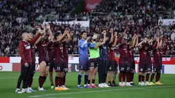 Vissel Kobe jadi juara J1 League pertama yang pernah bermain di kasta bawah sejak era J.League dimulai, dan jadi juara pertama yang pernah bermain di kasta ketiga, terjadi saat era J.League belum dimulai. (J.LEAGUE)