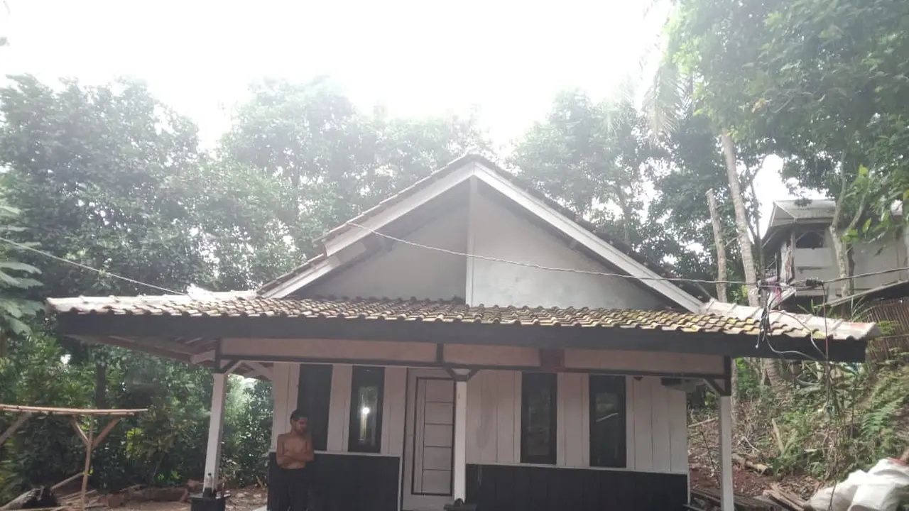 Program penanganan rumah tidak layak huni (Rutilahu)