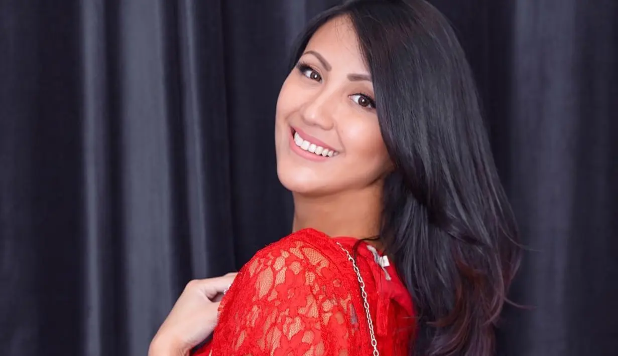 (Instagram/mrssharena)