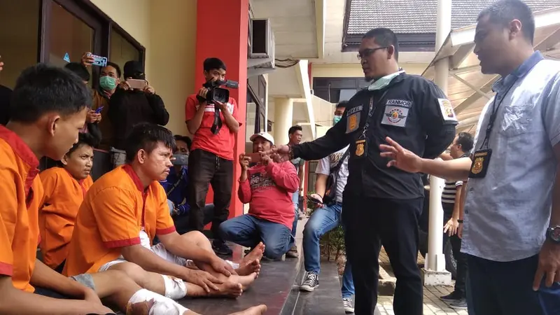 Spesialis Curanmor Beraksi Saat Warga Palembang Khusyuk Salat Jumat