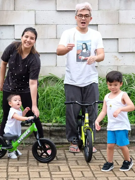 Lewat akun Instagramnya, Tya mengungkap hal yang dirindukan. Satu di antaranya adalah nonton di bioskop, ditambah dengan tradisi lainnya yang dilakukan ketika di bioskop. (Instagram/tya_ariestya)