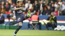 Neymar hingga pekan ke-9 telah mengoleksi enam gol untuk Paris Saint-Germain. Koleksi gol tersebut mengantar Neymar berada pada peringkat keenam klasemen top scorer Ligue 1 Prancis. (AFP/Christophe Simon)