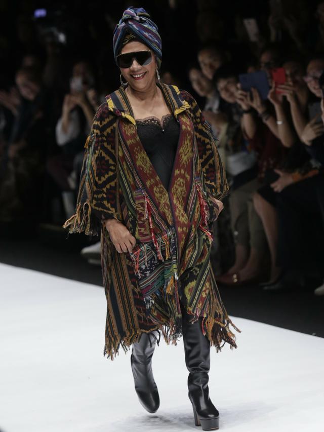 [Fimela] Susi Pudjiastuti di  JFW 2019