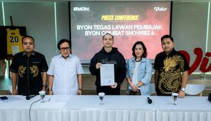 Vidio bersama BYON Combat mengambil langkah hukum atas praktik pembajakan siaran BYON Combat Sport Showbiz Vol. 6 yang disiarkan ulang secara ilegal melalui platform digital lain, khususnya TikTok. (Bola.com/Bagaskara Lazuardi)