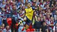 JUARA - Arsenal mampu mempertahankan gelar juara Piala FA usai membungkam Aston Villa. (Reuters / Carl Recine)