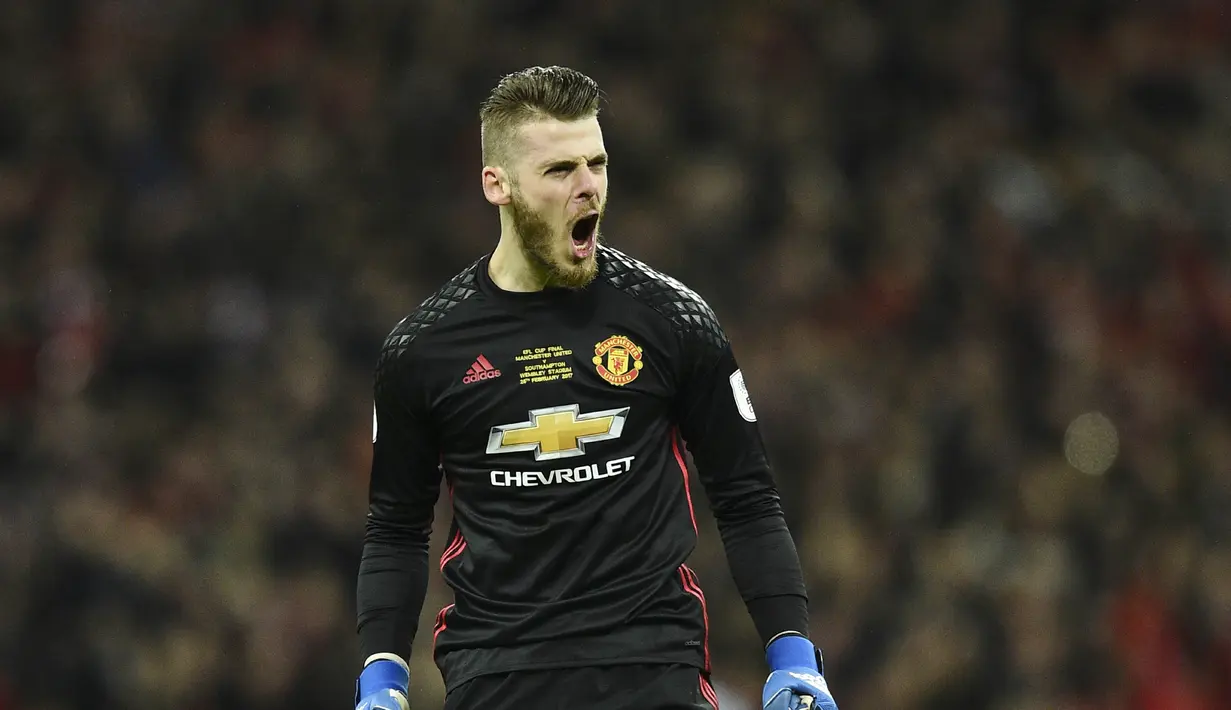 1. David De Gea (Manchester United) – Kiper 27 tahun ini mencatatkan clean sheet terbanyak di Premier League musim ini dengan 15 kali. Penampilan apik pria asal Spanyol itu membuatnya disebut-sebut sebagai kiper terbaik liga Inggris. (AFP/Glyn Kirk)