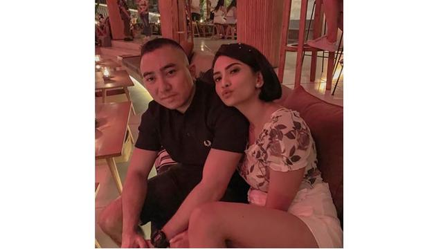 Potret Vanessa Angel dan Muhammad Ichsan Munthe, ia juga menyebutnya sebagai pangeran tebet di caption Instagram.