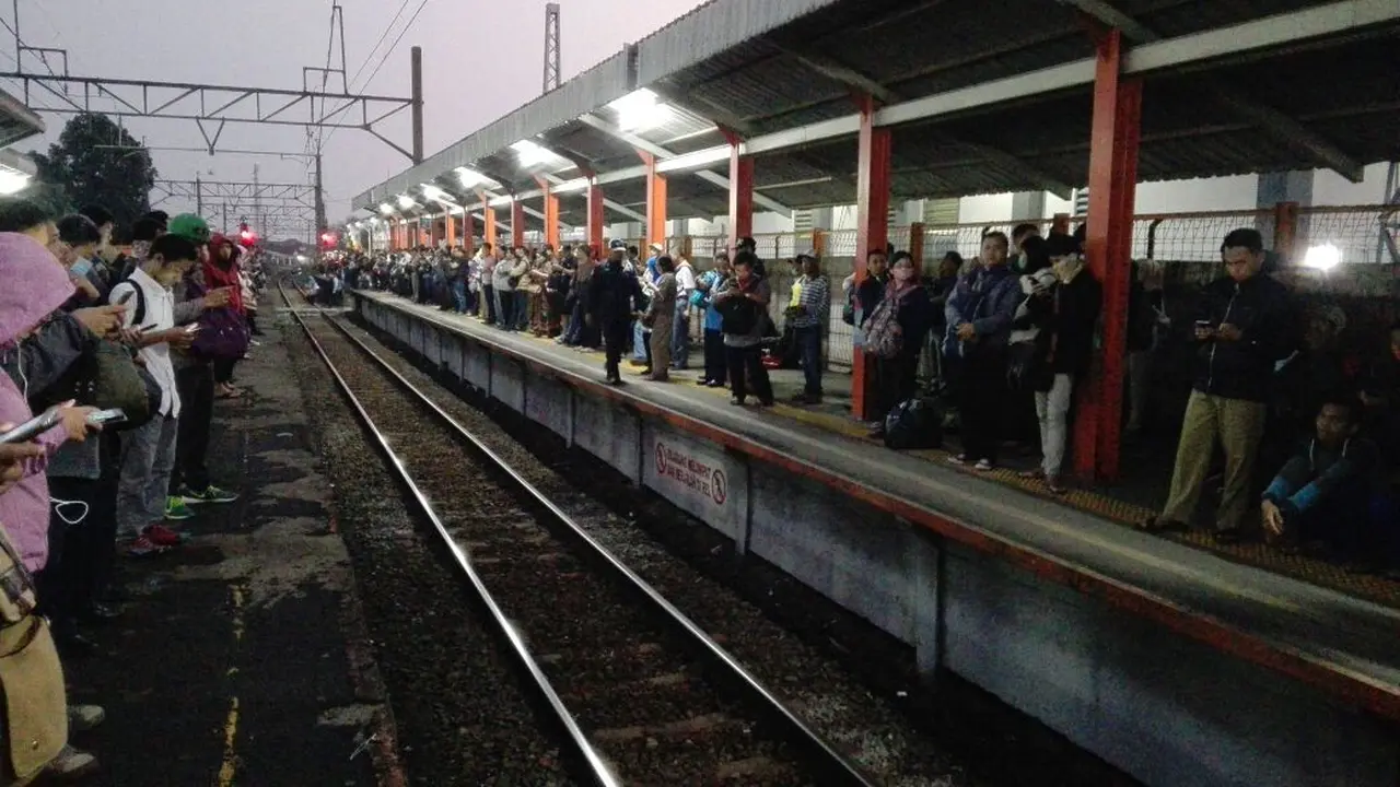 Gangguan Commuterline Bogor-Depok