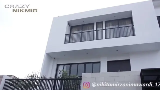 7 Potret Rumah Mewah Nikita Mirzani, Marmernya Seharga Rp700 juta