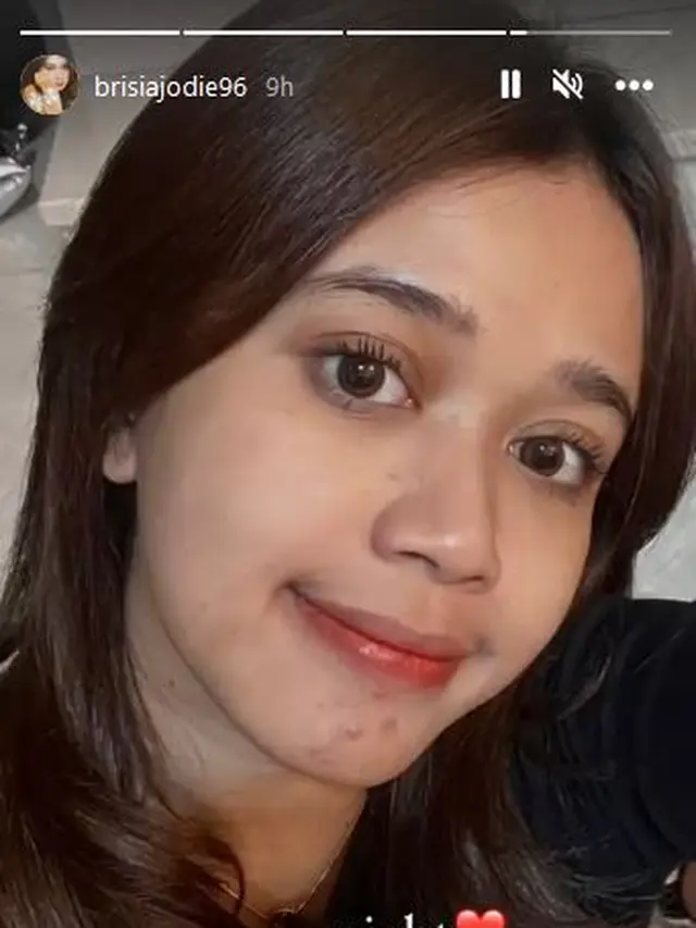 Dibully Netizen, Ini 6 Potret Brisia Jodie Tanpa Makeup dan Filter