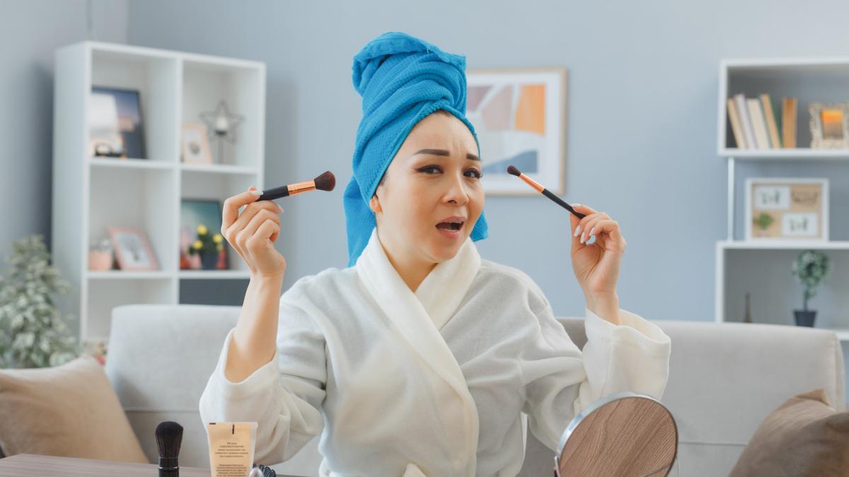 Makeup Tetap Fresh Meski Berkeringat, Ini Tips Aplikasinya dan Cara Touch-Up Cepat