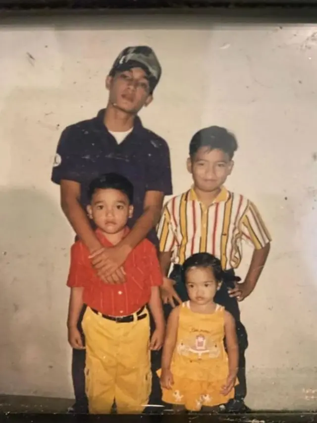 Genap 20 Tahun, Ini 7 Potret Masa Kecil Fuji An yang Menggemaskan