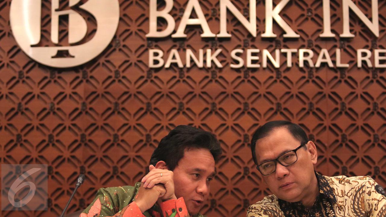 20151117-Gubernur BI Gelar Konferensi Pers Triwulan III Bank Indonesia
