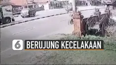 Detik-detik kecelakaan terekam CCTV, diakibatkan aksi nyebrang jalan sembarangan.