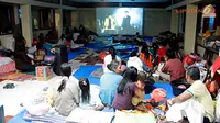Pengungsi Gunung Kelud Dihibur Film Coboy Junior