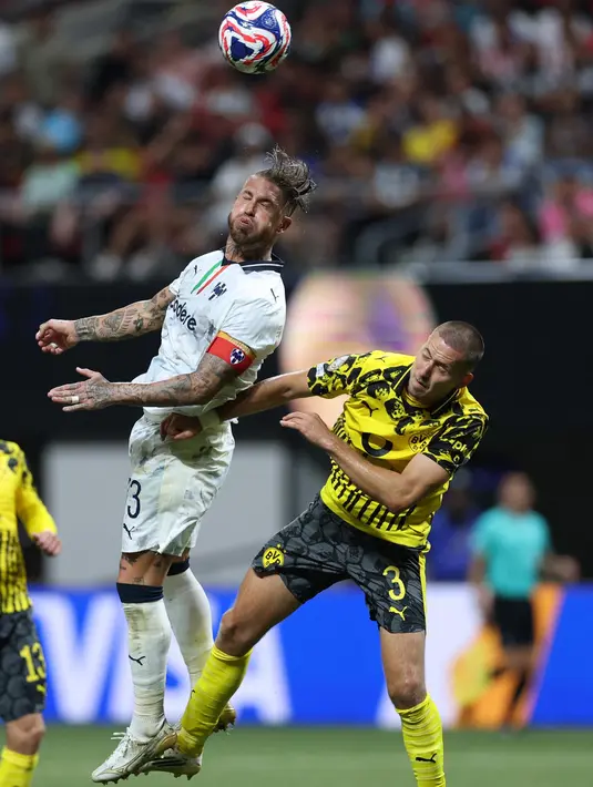 Hingga akhir pertandingan tidak ada lagi gol tercipta dari kedua tim. (CHARLY TRIBALLEAU/AFP)