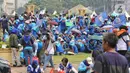 Dan, sejak tahun 1889 Kongres Buruh Internasional di Paris menetapkan 1 Mei sebagai Hari Buruh Internasional. (Liputan6.com/Angga Yuniar)