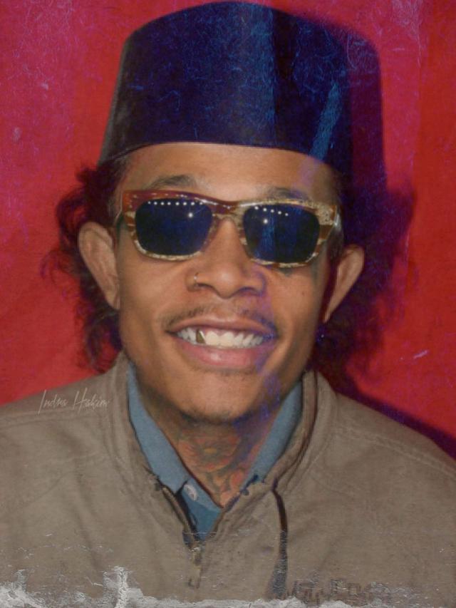 6 Editan Foto Wiz Khalifa Jika Tinggal di Indonesia Ini Bikin Ngakak