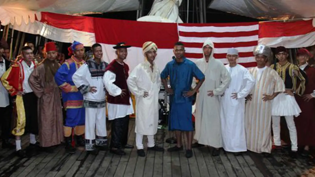 Coctail Party KRI Dewaruci Mampir di Makassar