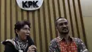 Menteri Kelautan dan Perikanan Susi Pujiastuti menjawab pertanyaan media menghadiri pemaparan hasil survei integritas sektor publik yang dilakukan KPK, Jakarta, Selasa (18/11/2014).(Liputan6.com/Miftahul Hayat)