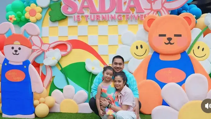 Potret Ulang Tahun Putri Menpora Dito Ariotedjo yang ke-5 dengan Busana Warna Pop