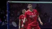 Ganda putra Leo Rolly Carnando/Daniel Marthin harus mengakui keunggulan pasangan Demark unggulan ke-8, Kim Astrup/Anders Skaarup Rasmussen dalam laga yang berlangsung selama 1 jam 16 menit. Leo/Daniel takluk dalam 3 game, 18-21, 21-16 dan 15-21. (Bola.com/Bagaskara Lazuardi)