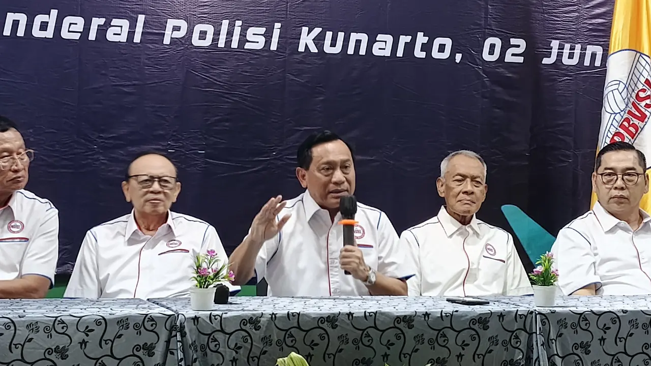 Ketum PBVSI Imam Sudjarwo