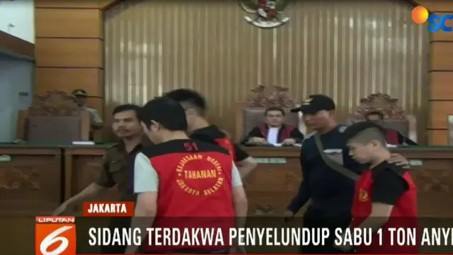 Majelis Hakim Pengadilan Negeri Jakarta Selatan, menvonis mati delapan terdakwa Warga Negara Cina, yang terlibat dalam penyeludupan satu ton sabu di Anyer, Banten.
