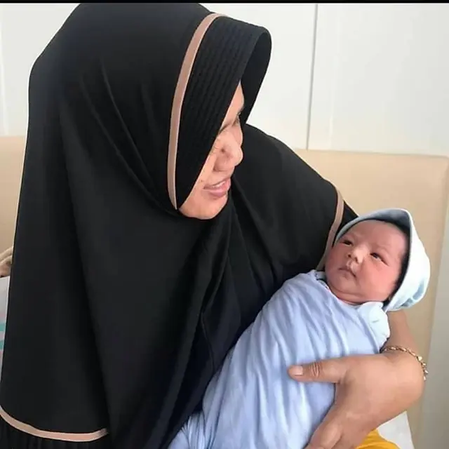 6 Potret Gemas Shaquille Kaili, Putra Cut Meyriska yang Baru Lahir