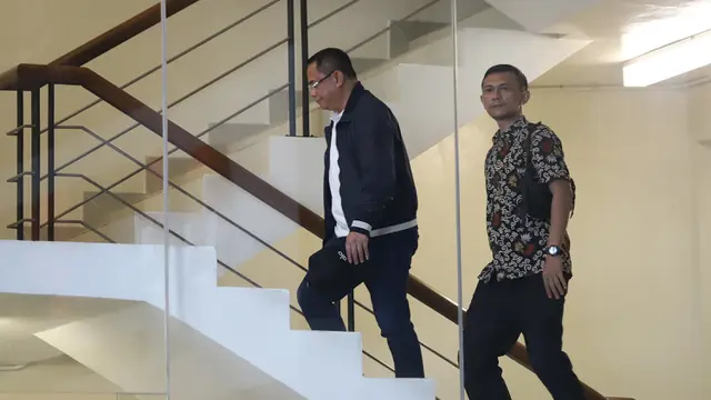 Tertangkap Tangan, Bupati Pati Sudewo Digelandang ke Gedung Merah Putih KPK