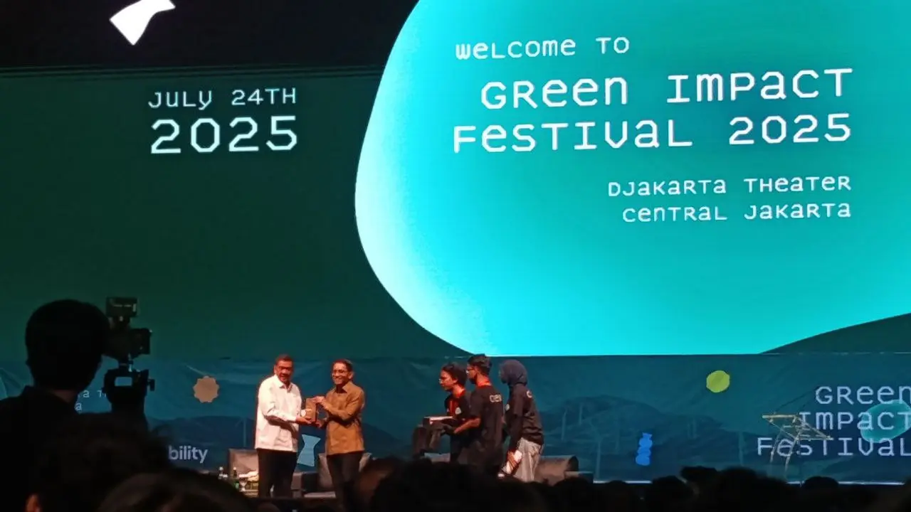 Penjelasan dari pemateri mengenai keikutsertaan untuk mewujudkan transisi energi hijau dalam acara Green Impact Festival 2025