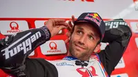 Johann Zarco merupakan pembalap asal Prancis yang kini berlaga di kelas para raja, MotoGP