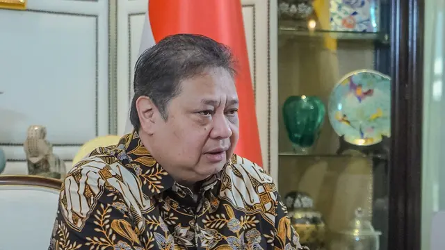 Menteri Koordinator Bidang Perekonomian Airlangga Hartarto hadir secara virtual di acara peresmian pabrik kedua Moorlife Plant Operation di Kabupaten Nganjuk, Senin (4/12/2023). (Dok Kemenko Perekonomian)