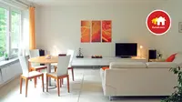 Selain simpel, desain minimalis juga mudah diaplikasikan. Tak masalah jika sedari awal ruangannya memang tidak didesain khusus dengan gaya minimalis.