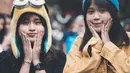 Ini dia momen saat Jodie dan Gritte bertemu untuk pertama kalinya di Dufan. Meski baru pertama kali bertemu, keduanya sudah kompak dengan topi Minion di kepalanya. Sama-sama menggemaskan ya!  (Liputan6.com/IG/brisiajodie96)