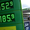 Harga Minyak Dunia Tembus US$ 106 Dampak Houthi Serang Saudi Aramco