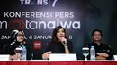 Presenter yang juga lama menjadi wartawan Najwa Shihab saat konferensi pers Mata Najwa di kawasan Tendean, Jakarta Selatan, Senin (8/1/2018). (Nurwahyunan/Bintang.com)