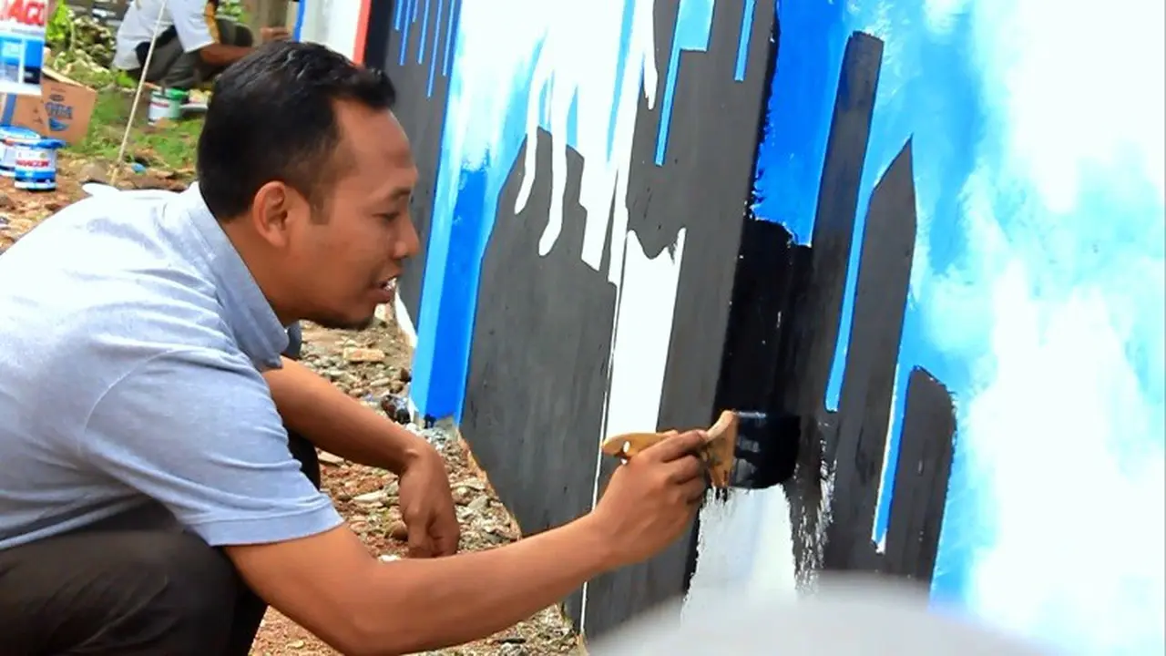 Wakil Ketua DPRD Jateng Corat-coret Dinding Kantor Parpol