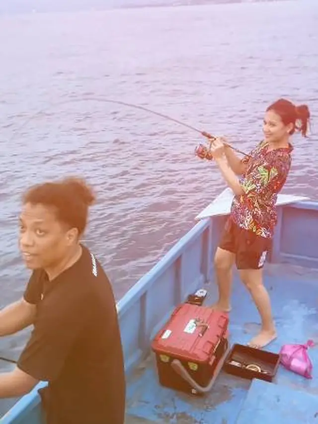 7 Momen Indah Permatasari dan Arie Kriting Mudik, Seru Nikmati Kesederhanaan