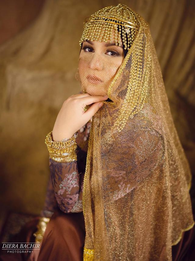 Berkonsep Timur Tengah, Ini 7 Gaya Maternity Shoot Irish Bella dan Ammar Zoni