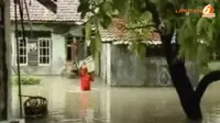 [VIDEO] Ratusan Rumah di Tegal Terendam Banjir Rob