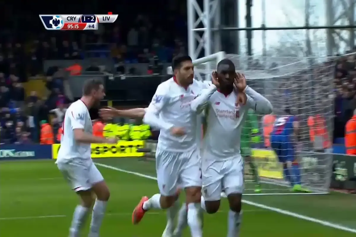 Gol Penalti Benteke Cetak Kemenangan Liverpool atas Palace 2-1