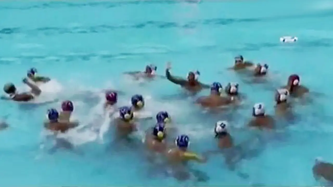 Atlet PON Polo Air Jabar dan Sumsel Berkelahi di Kolam