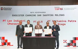 Pertamina, PLN, dan Len Siapkan Infrastruktur Charging dan Swapping Motor Listrik