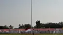 Pengibaran bendera Merah Putih dilakukan tim Pasukan Pengibar Bendera dari Provinsi DKI Jakarta, Bogor, Minggu (17/8/14). (Liputan6.com/Johan Tallo)