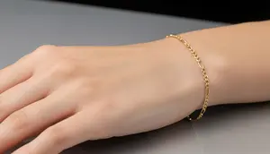 Model Gelang Emas 3 Gram Terbaru untuk Tangan Kurus Anti Longgar. Foto: Gemini